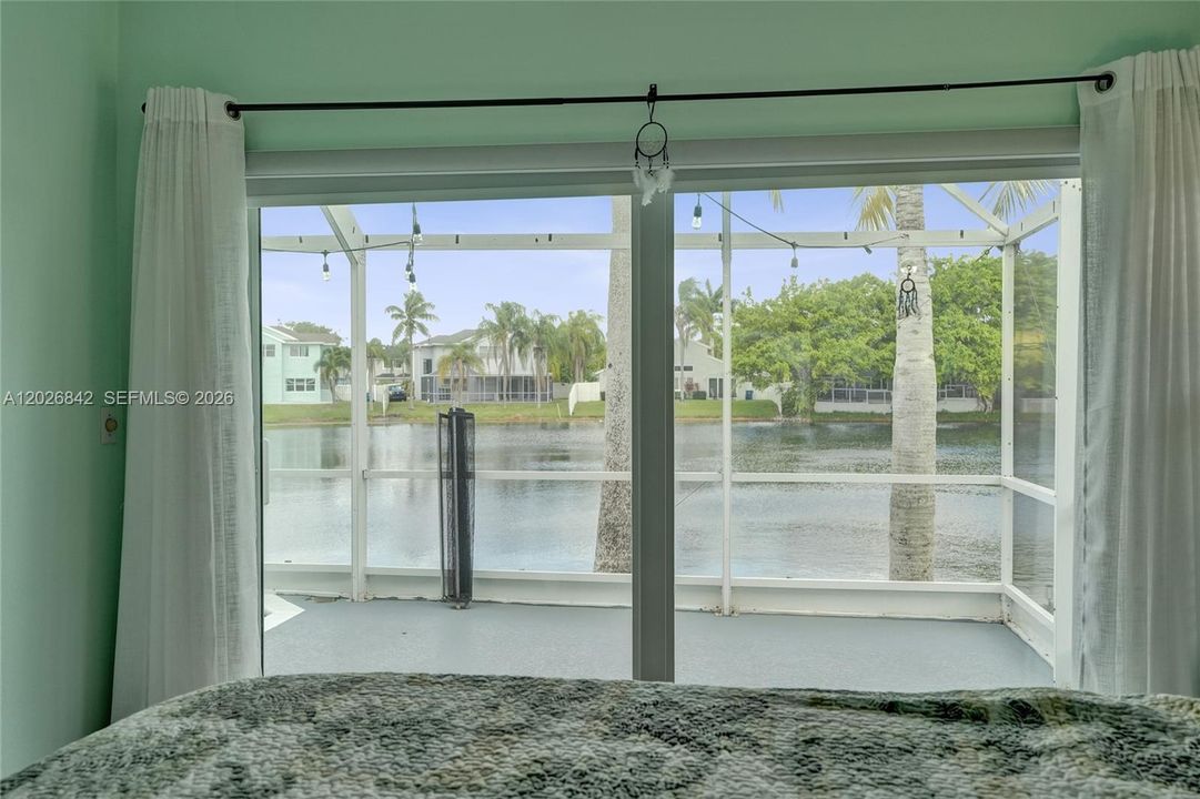 For Sale: $538,800 (3 beds, 2 baths, 1484 Square Feet)