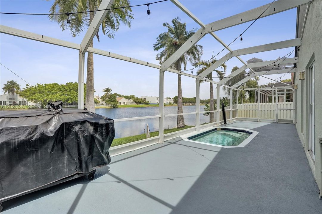 For Sale: $538,800 (3 beds, 2 baths, 1484 Square Feet)
