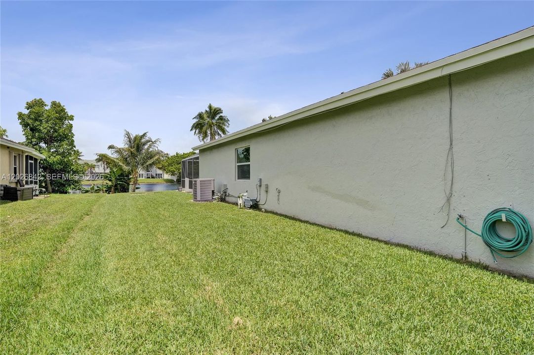 For Sale: $538,800 (3 beds, 2 baths, 1484 Square Feet)