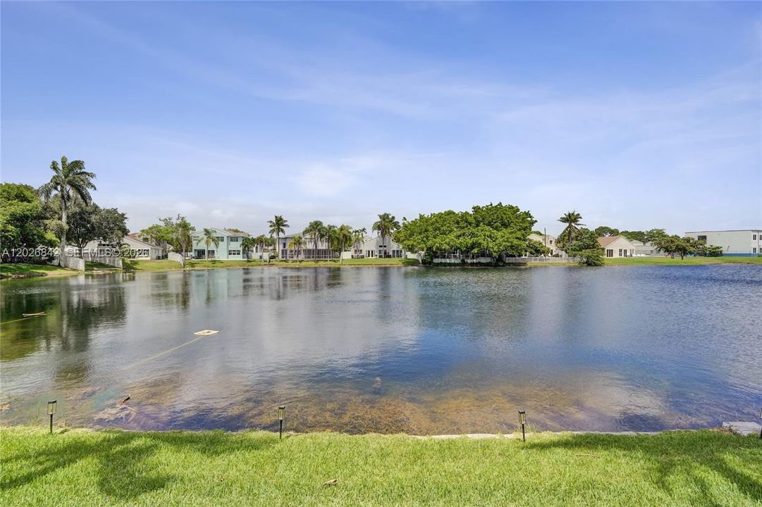 For Sale: $538,800 (3 beds, 2 baths, 1484 Square Feet)