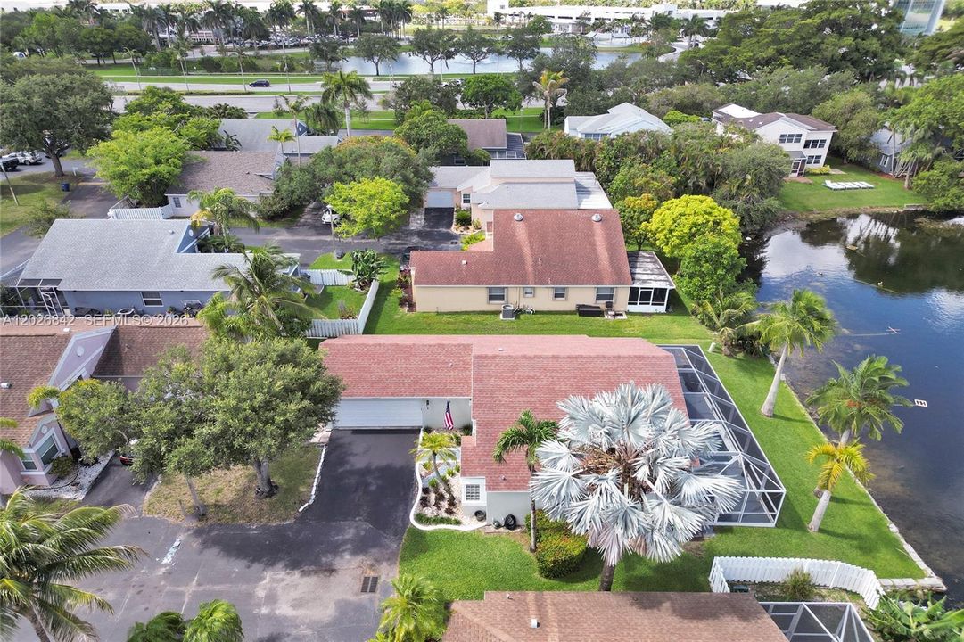 For Sale: $538,800 (3 beds, 2 baths, 1484 Square Feet)