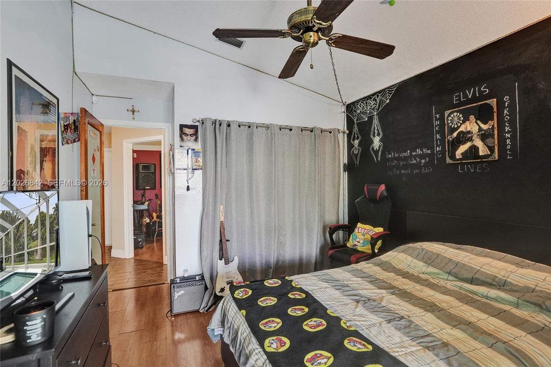 For Sale: $538,800 (3 beds, 2 baths, 1484 Square Feet)