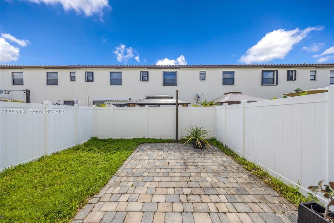 На продажу: $479,000 (3 спален, 2 ванн, 1668 Квадратных фут)