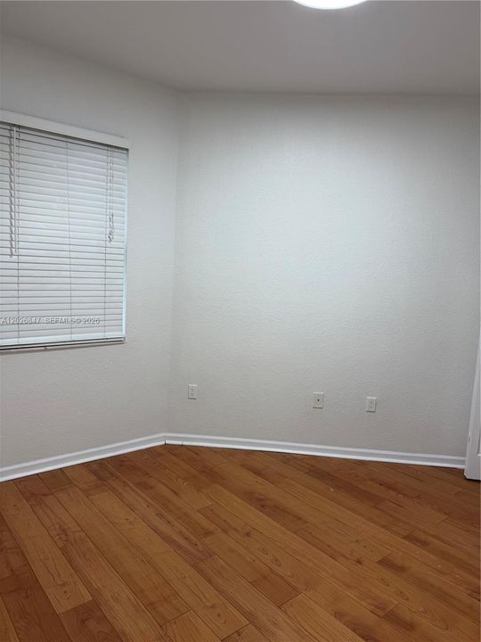 В аренду: $2,850 (3 спален, 2 ванн, 1435 Квадратных фут)
