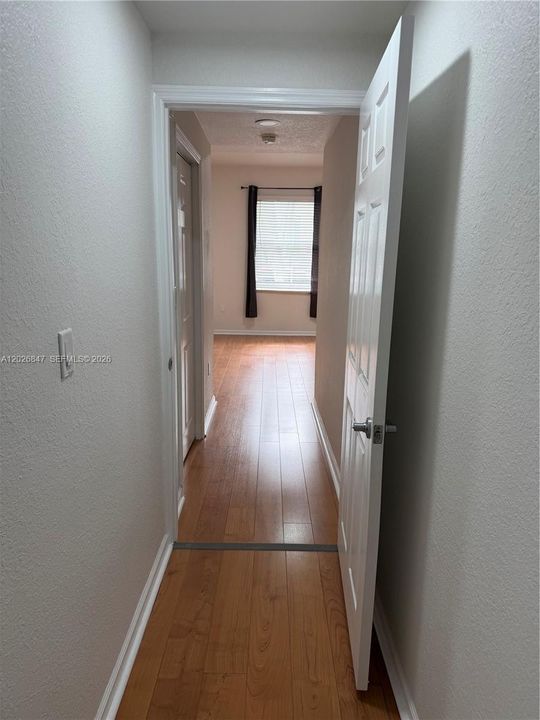 В аренду: $2,850 (3 спален, 2 ванн, 1435 Квадратных фут)