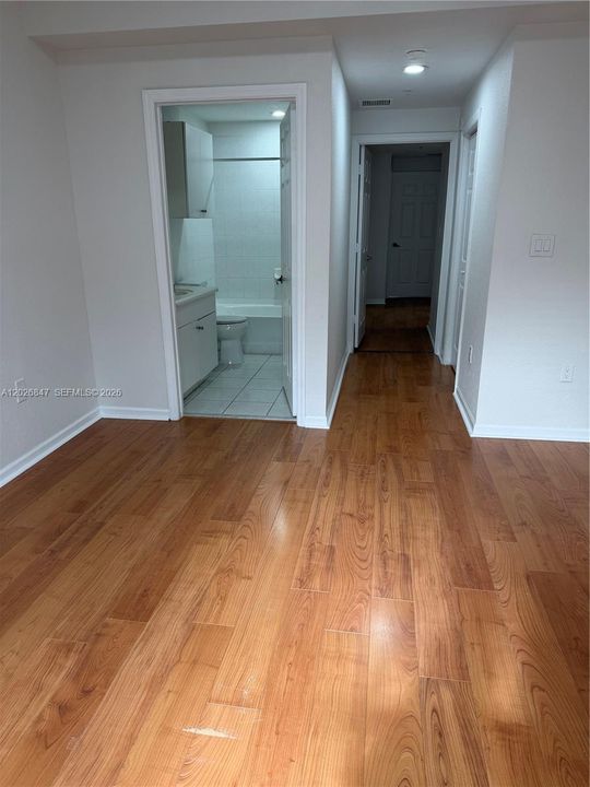 В аренду: $2,850 (3 спален, 2 ванн, 1435 Квадратных фут)