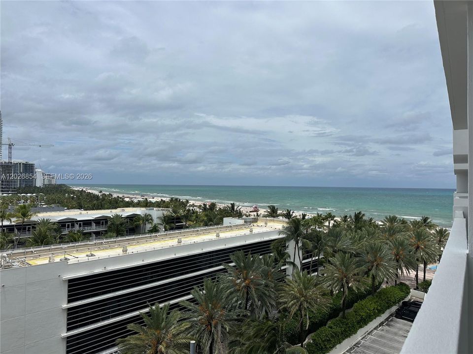 For Rent: $3,400 (1 beds, 1 baths, 675 Square Feet)