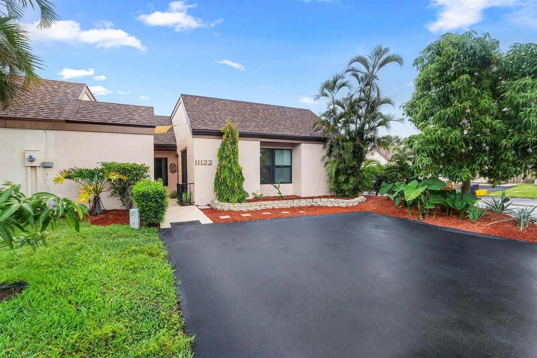 003-11122CurryDrive-PalmBeachGardens-FL-