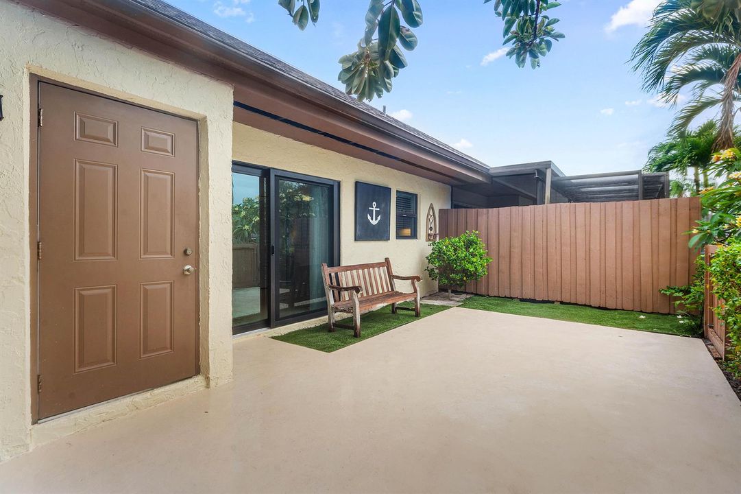 023-11122CurryDrive-PalmBeachGardens-FL-