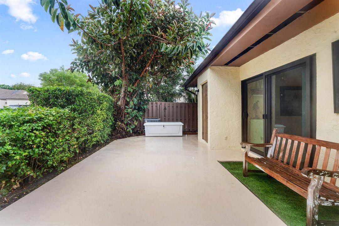 024-11122CurryDrive-PalmBeachGardens-FL-