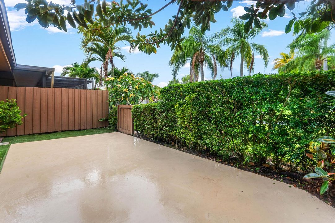 025-11122CurryDrive-PalmBeachGardens-FL-
