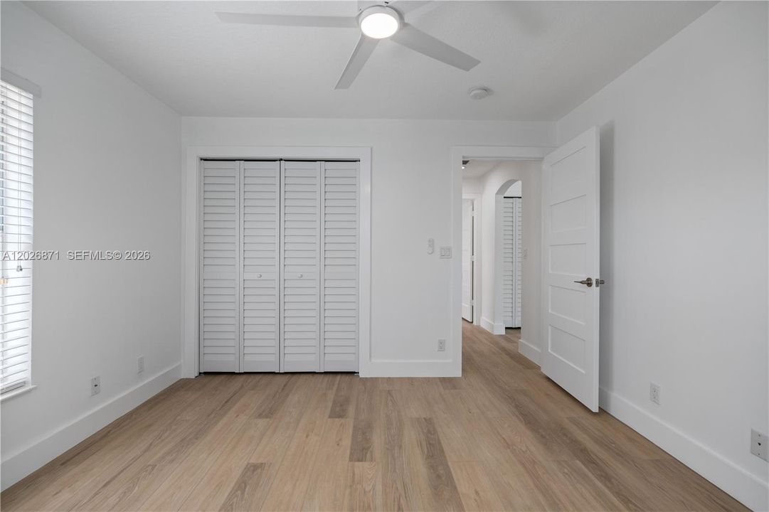 Activo con contrato: $5,950 (3 camas, 2 baños, 2047 Pies cuadrados)