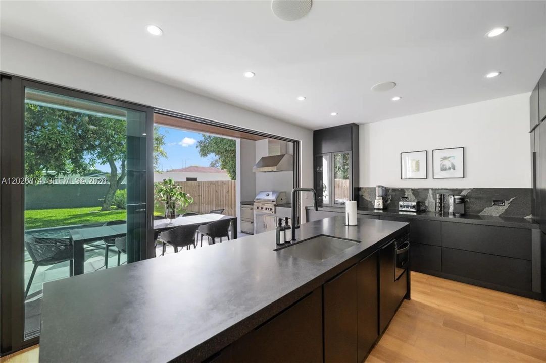 For Sale: $2,750,000 (4 beds, 3 baths, 2919 Square Feet)