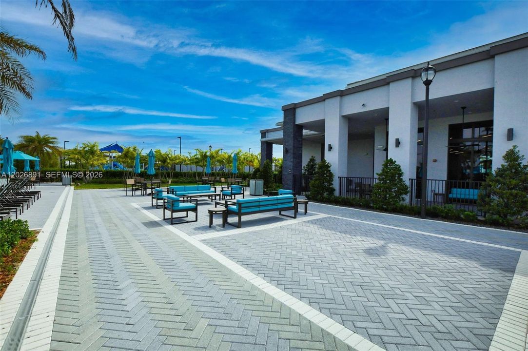 For Sale: $1,425,000 (5 beds, 4 baths, 3425 Square Feet)