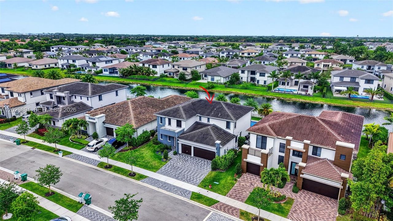 For Sale: $1,425,000 (5 beds, 4 baths, 3425 Square Feet)
