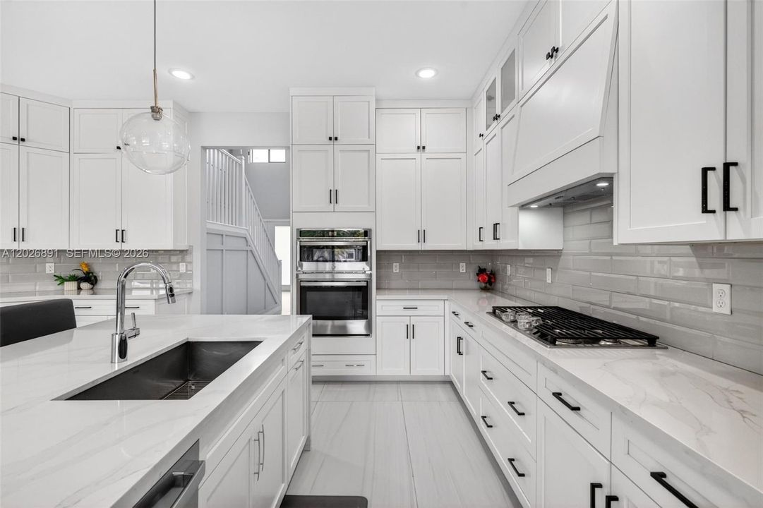 For Sale: $1,425,000 (5 beds, 4 baths, 3425 Square Feet)