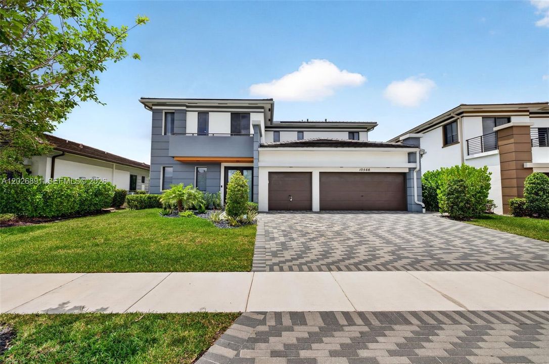 For Sale: $1,425,000 (5 beds, 4 baths, 3425 Square Feet)