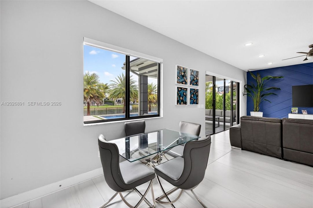 For Sale: $1,425,000 (5 beds, 4 baths, 3425 Square Feet)