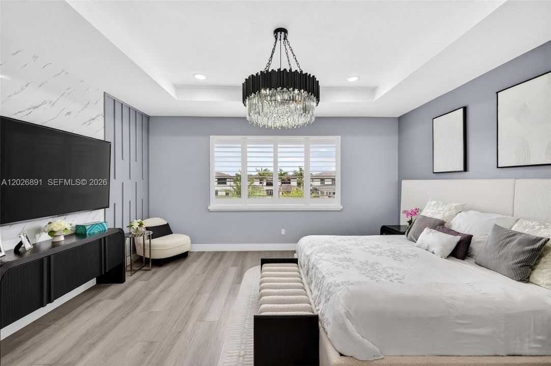 For Sale: $1,425,000 (5 beds, 4 baths, 3425 Square Feet)