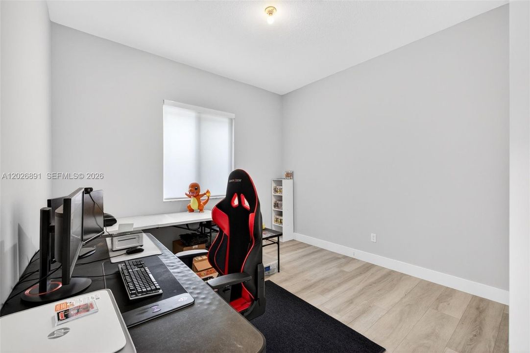 For Sale: $1,425,000 (5 beds, 4 baths, 3425 Square Feet)