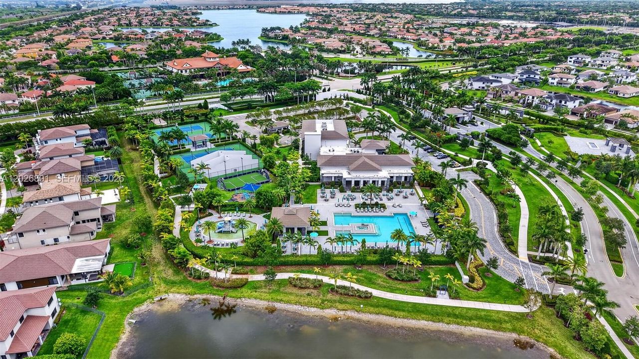 For Sale: $1,425,000 (5 beds, 4 baths, 3425 Square Feet)