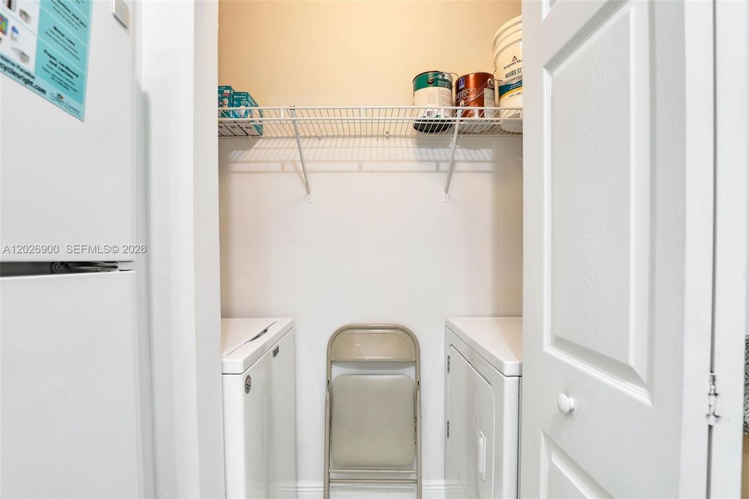 For Rent: $1,750 (1 beds, 1 baths, 744 Square Feet)