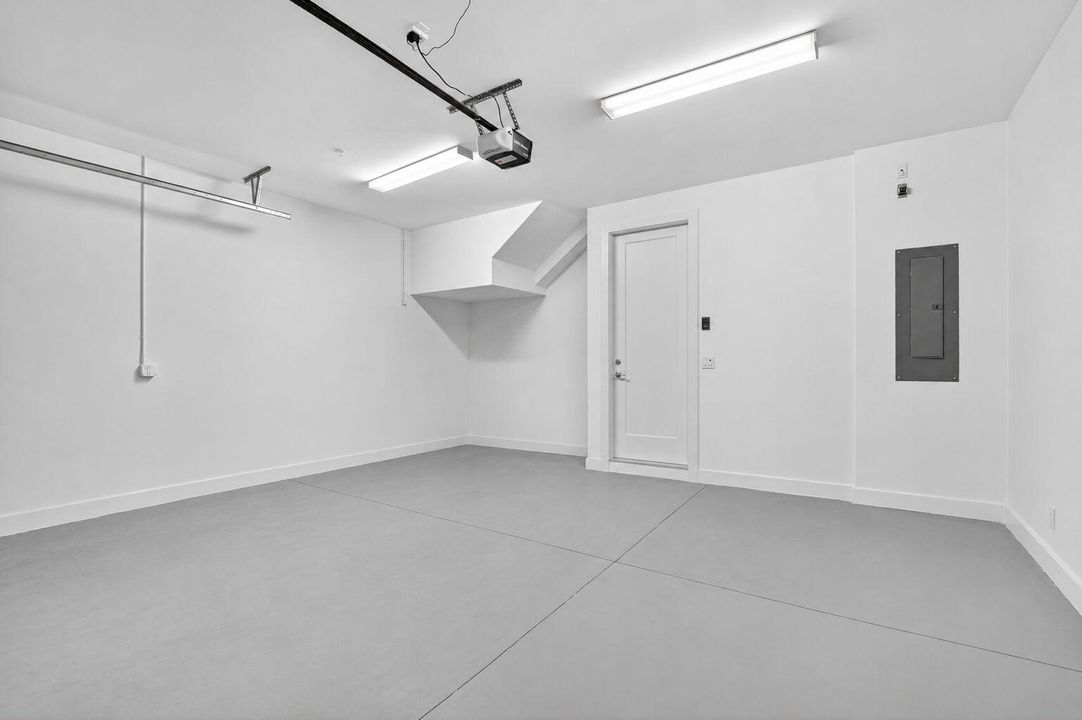 60-web-or-mls-4130 NW 17 Ave (1)
