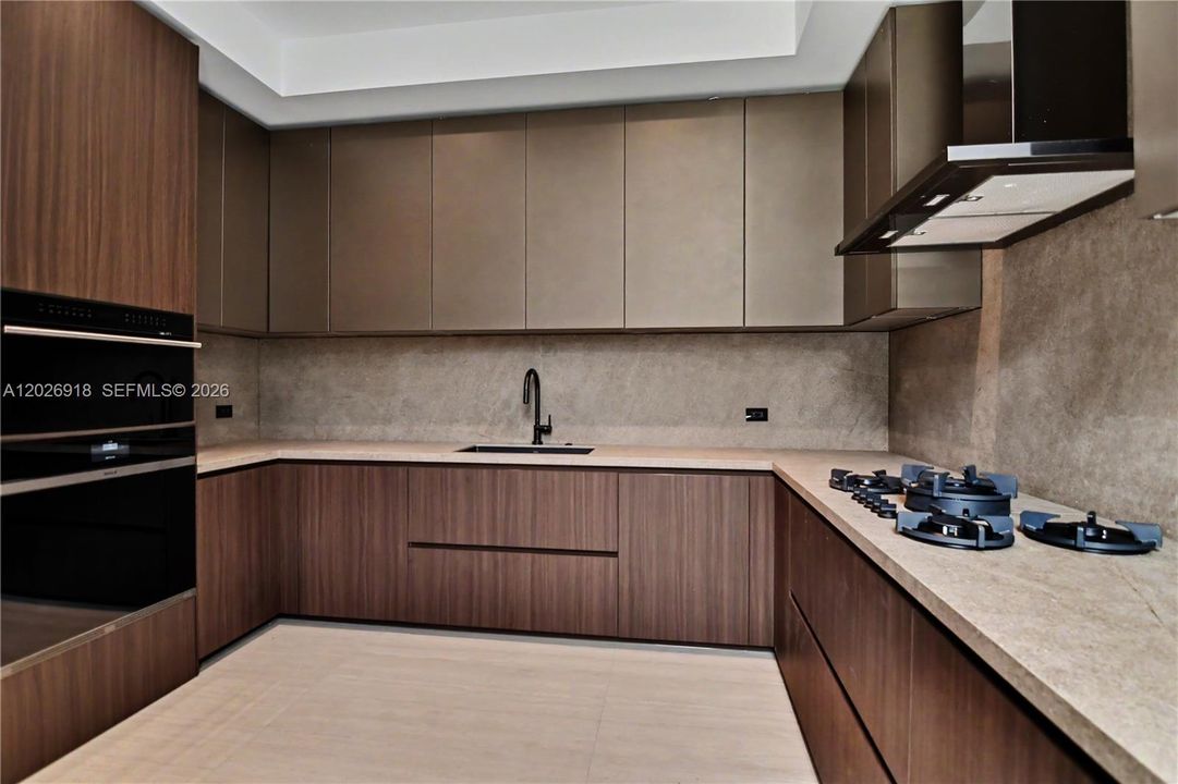 En Venta: $11,500,000 (6 camas, 7 baños, 7388 Pies cuadrados)