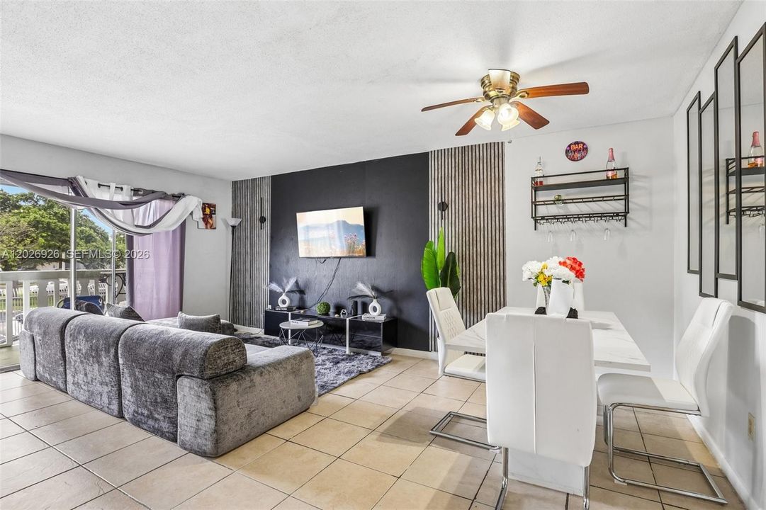 En Venta: $175,000 (1 camas, 2 baños, 740 Pies cuadrados)