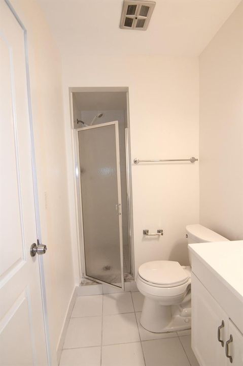 2nd Bathroom