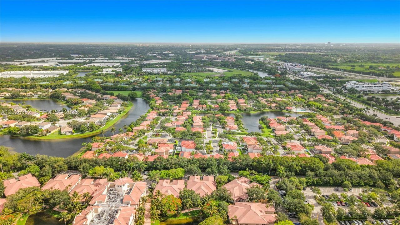For Sale: $839,900 (4 beds, 2 baths, 1863 Square Feet)