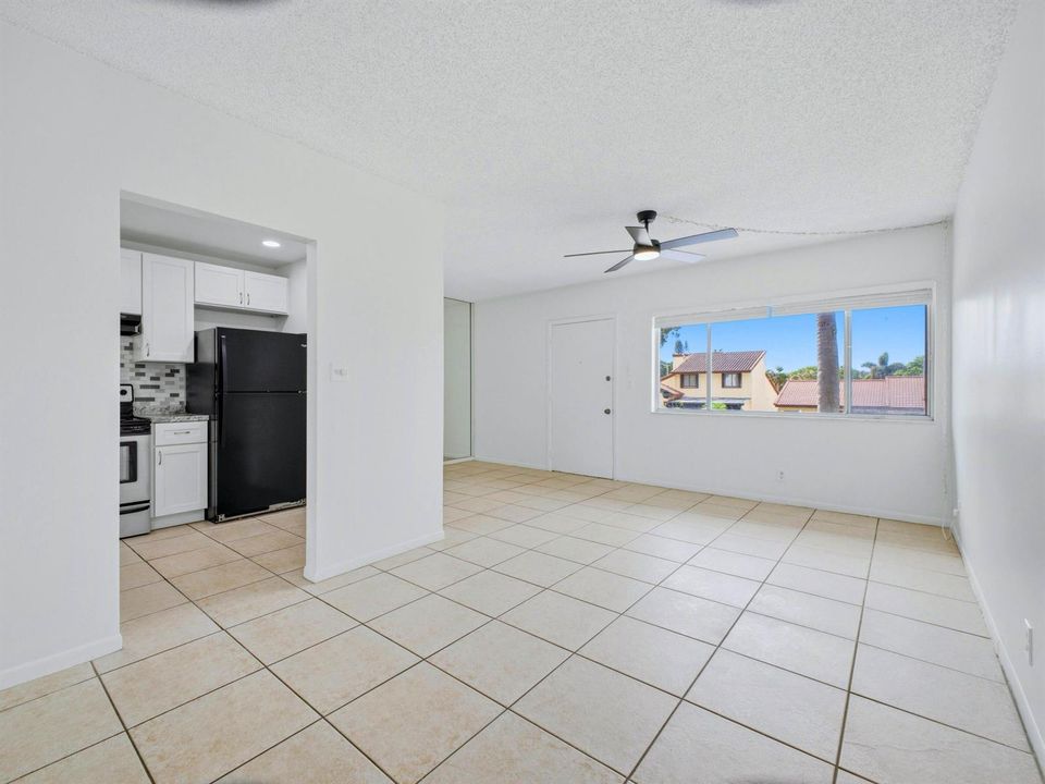Dining to Kitchen Foyer Living