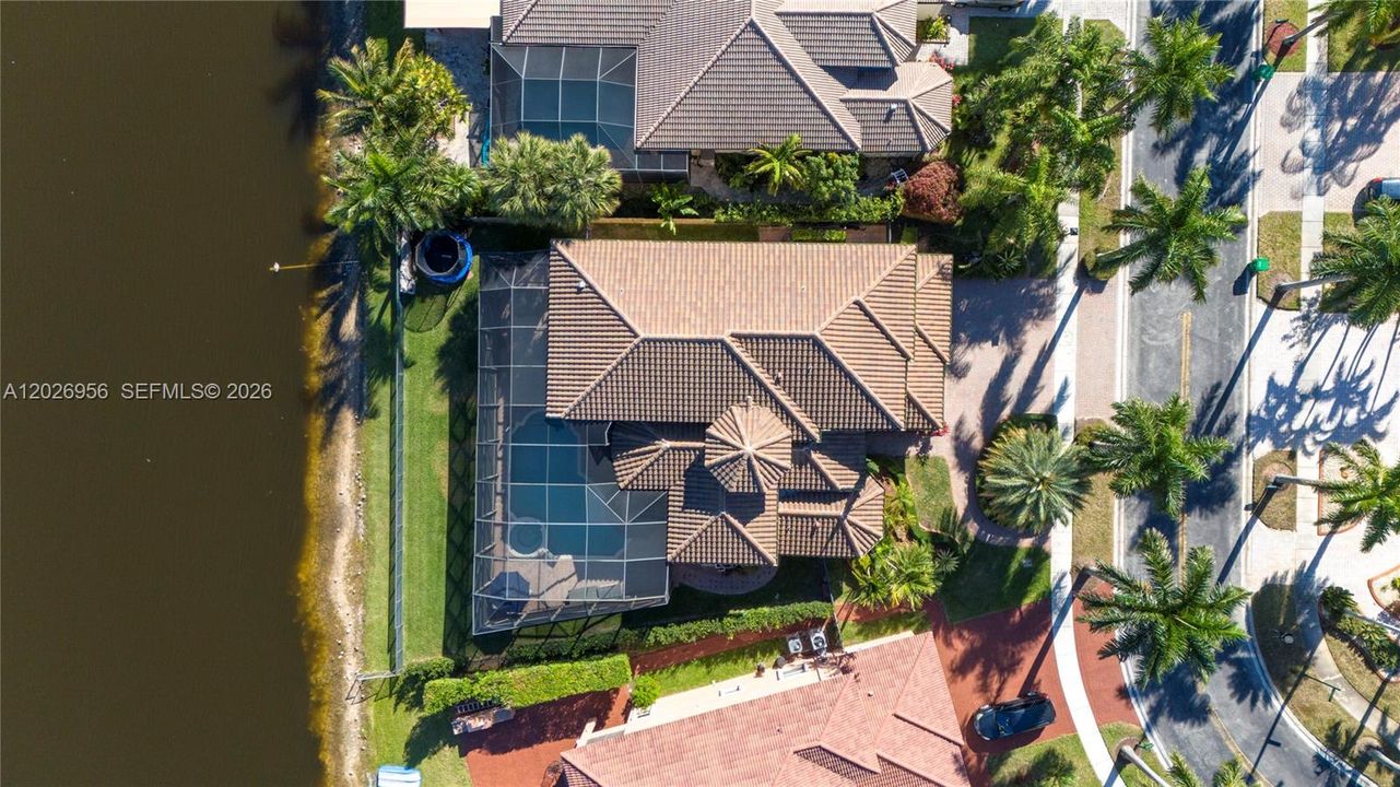 На продажу: $1,219,300 (6 спален, 5 ванн, 3766 Квадратных фут)