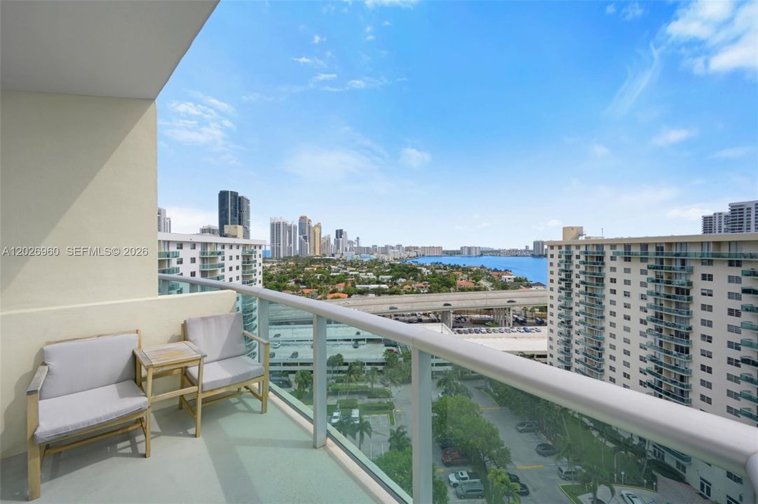 Active With Contract: $3,500 (2 beds, 2 baths, 1505 Square Feet)