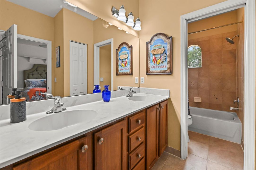 32 Jack and Jill Bathroom 01