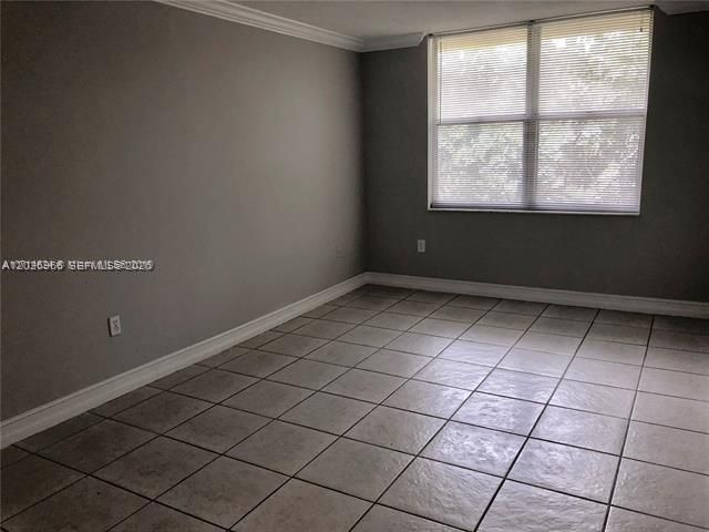 For Sale: $249,000 (2 beds, 2 baths, 1023 Square Feet)