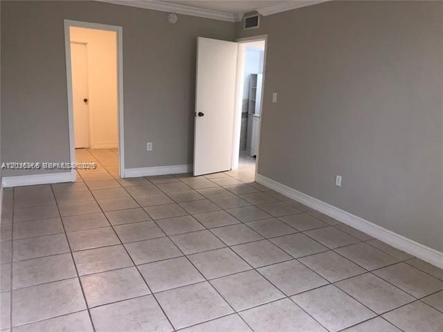 For Sale: $249,000 (2 beds, 2 baths, 1023 Square Feet)