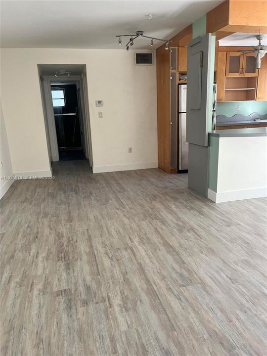 En Venta: $385,000 (1 camas, 1 baños, 665 Pies cuadrados)