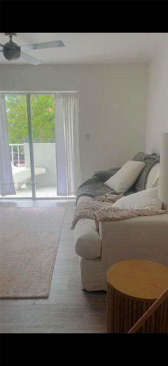 En Venta: $385,000 (1 camas, 1 baños, 665 Pies cuadrados)