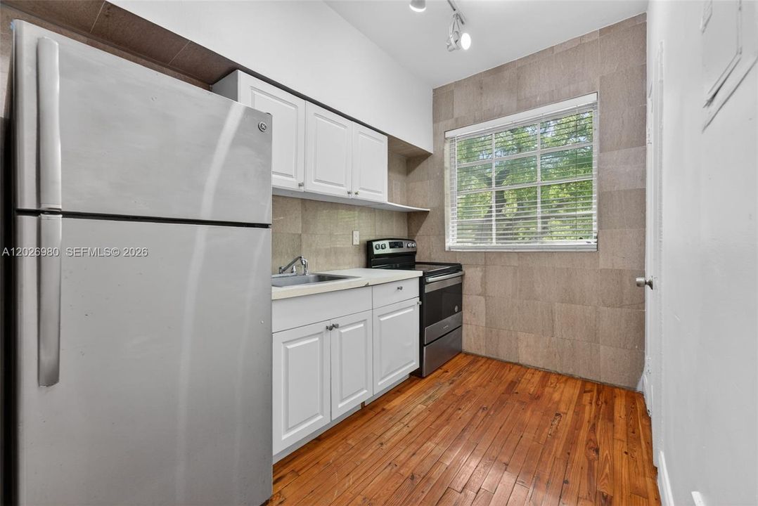 For Rent: $1,795 (0 beds, 1 baths, 500 Square Feet)