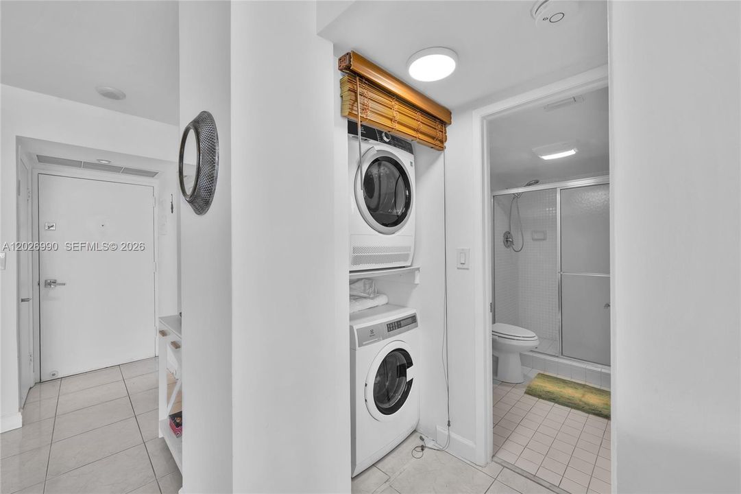 На продажу: $498,000 (2 спален, 2 ванн, 1132 Квадратных фут)