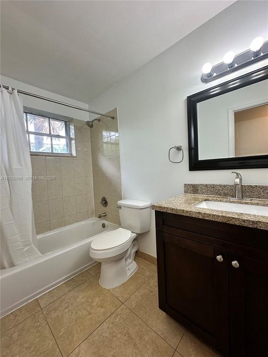 Active With Contract: $1,525 (1 beds, 1 baths, 0 Square Feet)