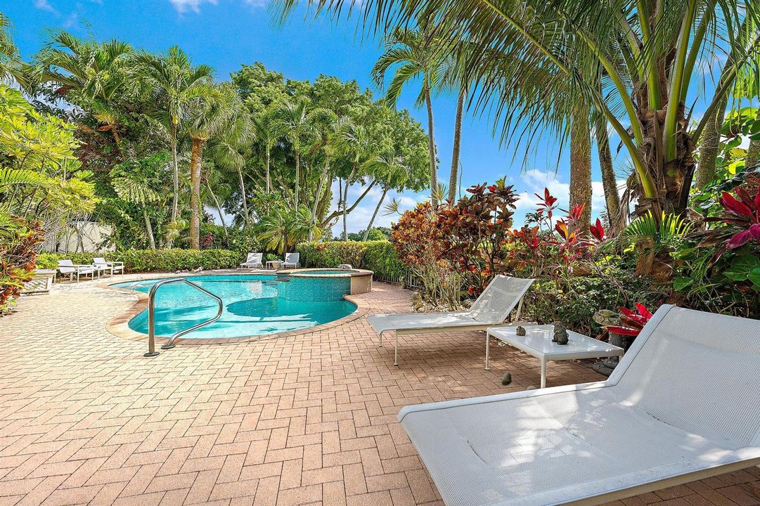 8080 Sandhill Ct-1