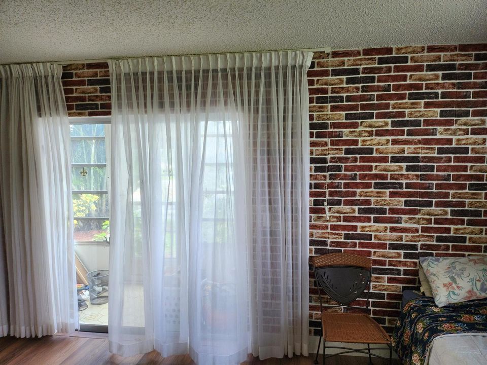 168 Durham C Deerfield bedroom