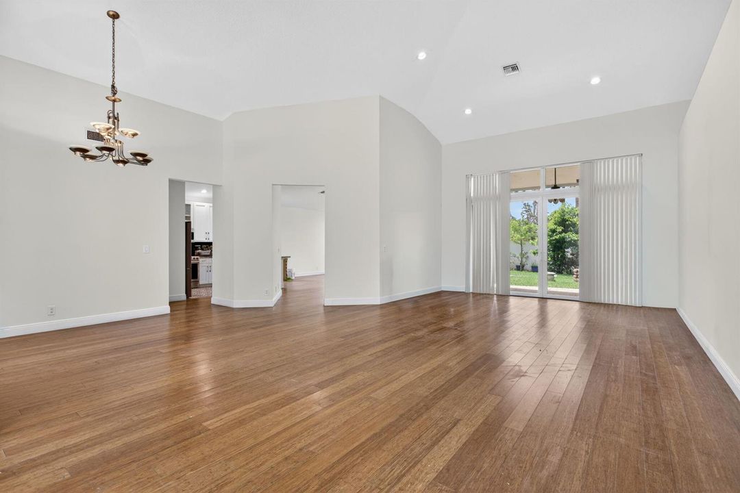 9-web-or-mls-10027-7875
