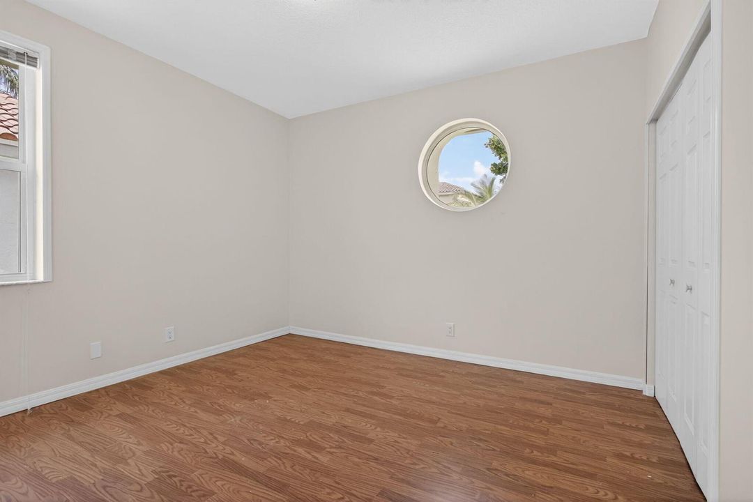 25-web-or-mls-10027-7963