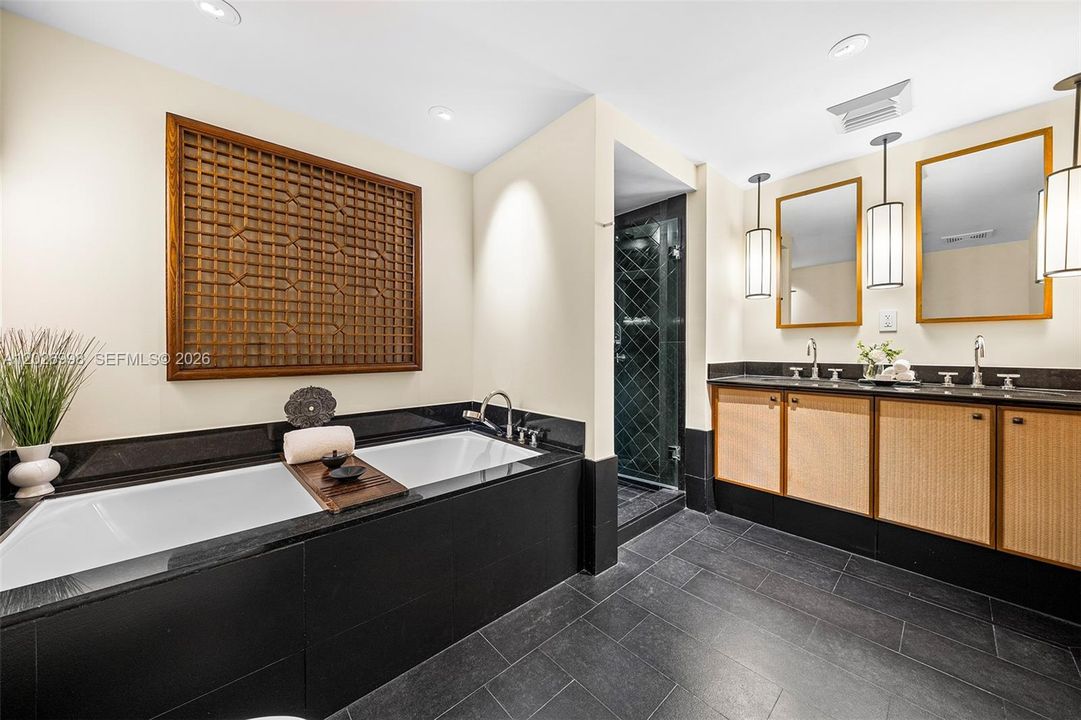 For Rent: $18,500 (2 beds, 2 baths, 1141 Square Feet)