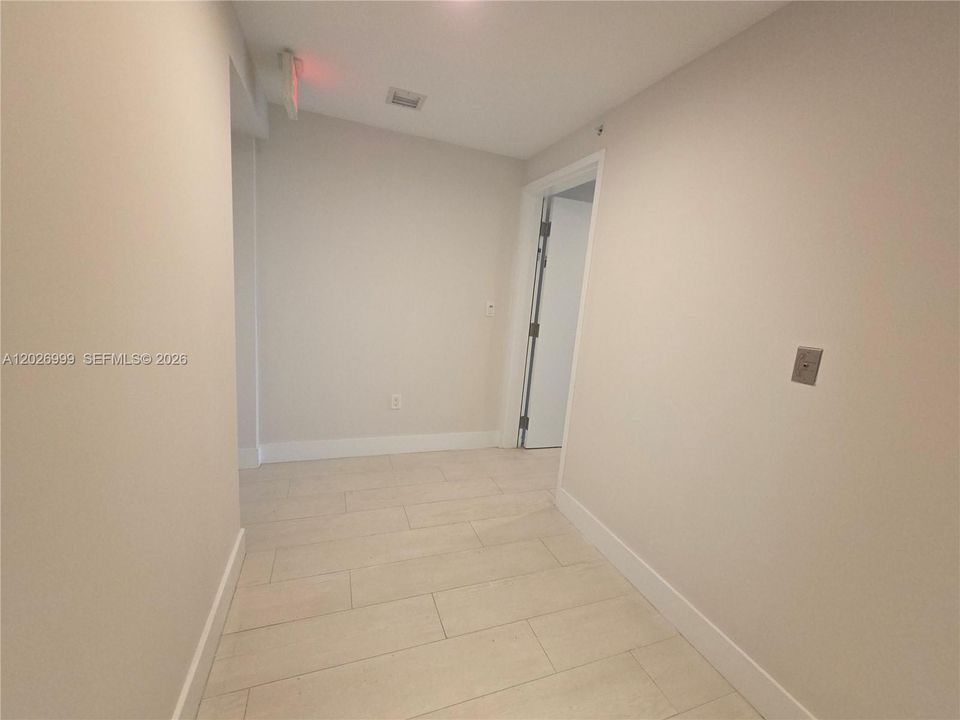 For Sale: $629,900 (2 beds, 2 baths, 1119 Square Feet)