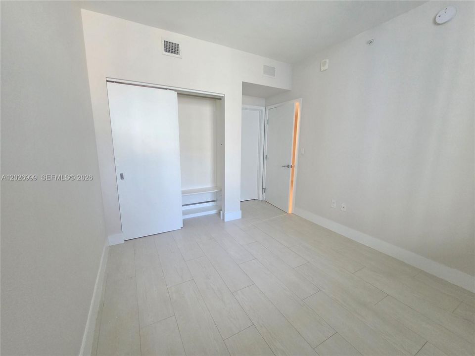 For Sale: $629,900 (2 beds, 2 baths, 1119 Square Feet)