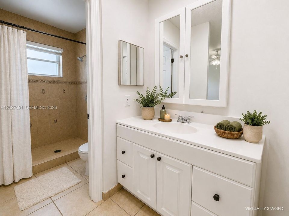 For Sale: $464,900 (3 beds, 2 baths, 1516 Square Feet)